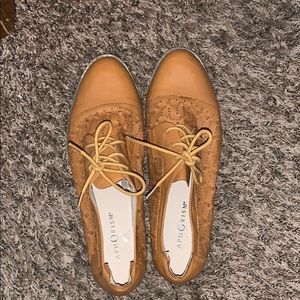 Women’s lace up flats